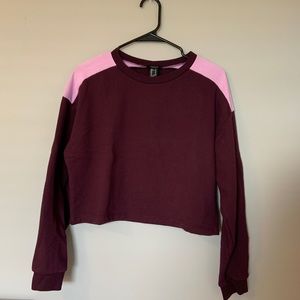 Cropped sweatshirt
